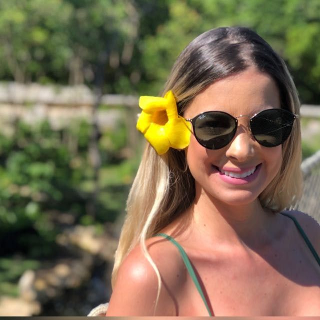 Estou amando as aulas de espanhol! A professora deixa as aulas muito leves, din�micas e f�ceis de acompanhar, o que torna o aprendizado muito mais prazeroso. Ela explica muito bem, tem paci�ncia e incentiva bastante a participa��o. Sinto que estou evoluindo a cada aula. Recomendo muito para quem quer aprender espanhol de forma tranquila e eficiente!